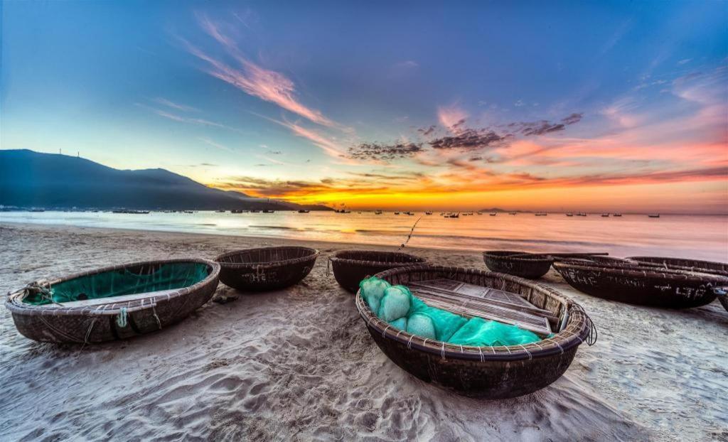 Angel Hotels Beach Danang Exterior photo